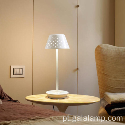 Elegante candeeiro de mesa LED recarregável sem fio